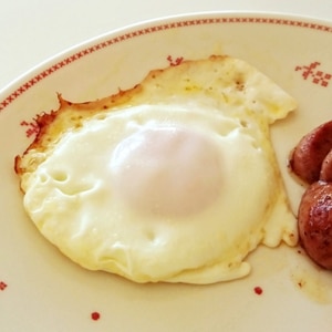 バターで目玉焼き